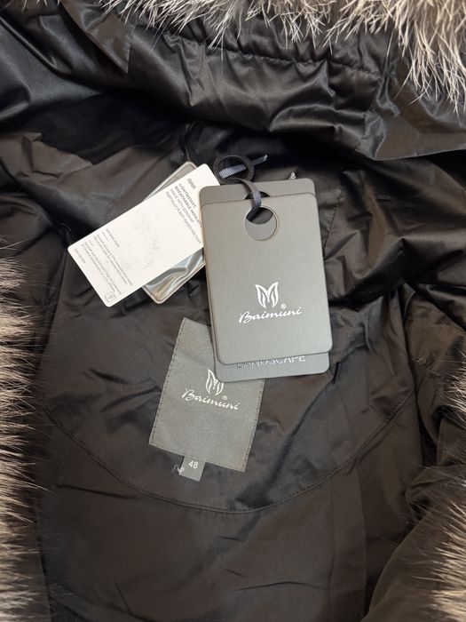 Продам пуховик Новый