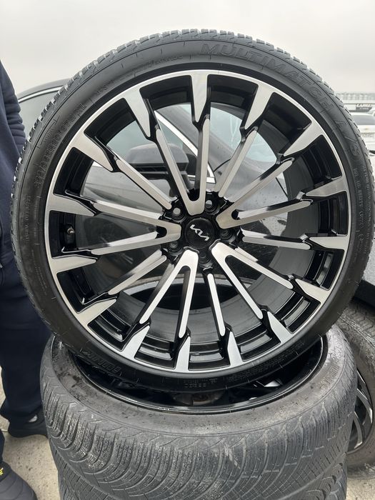 R20 BMW fason diska balon xolati idial