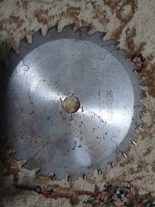 Диски по дереву 230. и 184