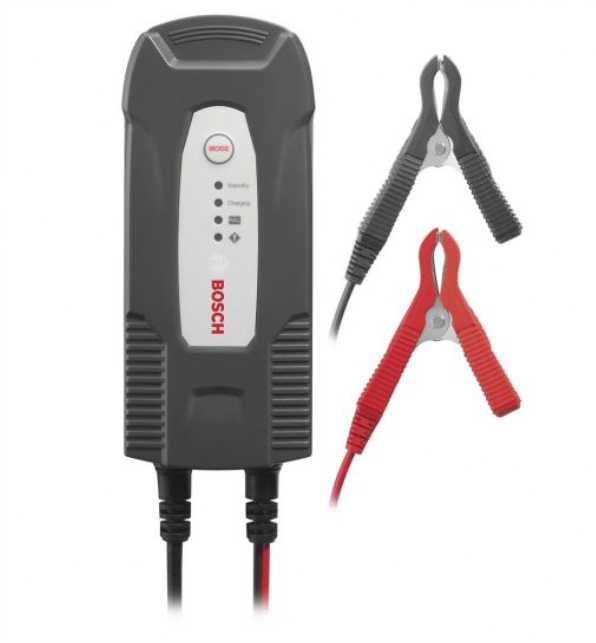 12V BOSCH Зарядно за акумулатор 3.5A