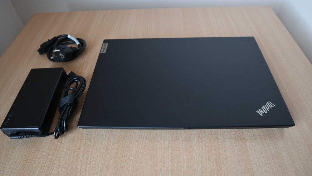 Lenovo ThinkPad T15p NVIDIA GTX 1050 4K/ i7 10750H / 512GB NVMe / 32GB