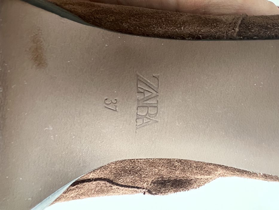 Женские ботинки