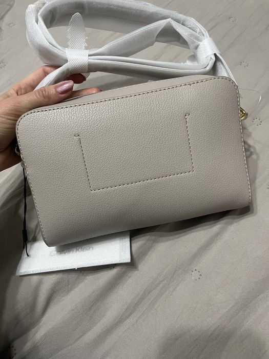 Дамска чанта Calvin Klein