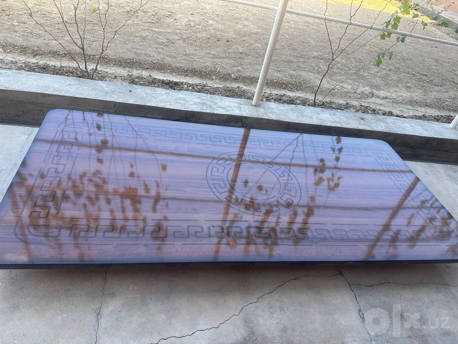 Ustol ustul sotiladi 10 talik yengide turipti