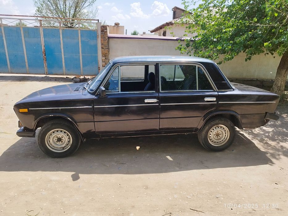 Moshina Lada 06 1987