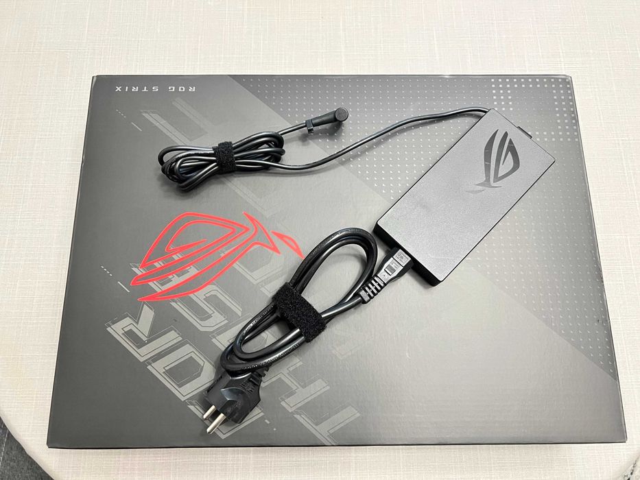 Asus ROG STRIX G15  - AMD Ryzen 7 Nvidia RTX 3050 144Hz RGB SSD 512GB