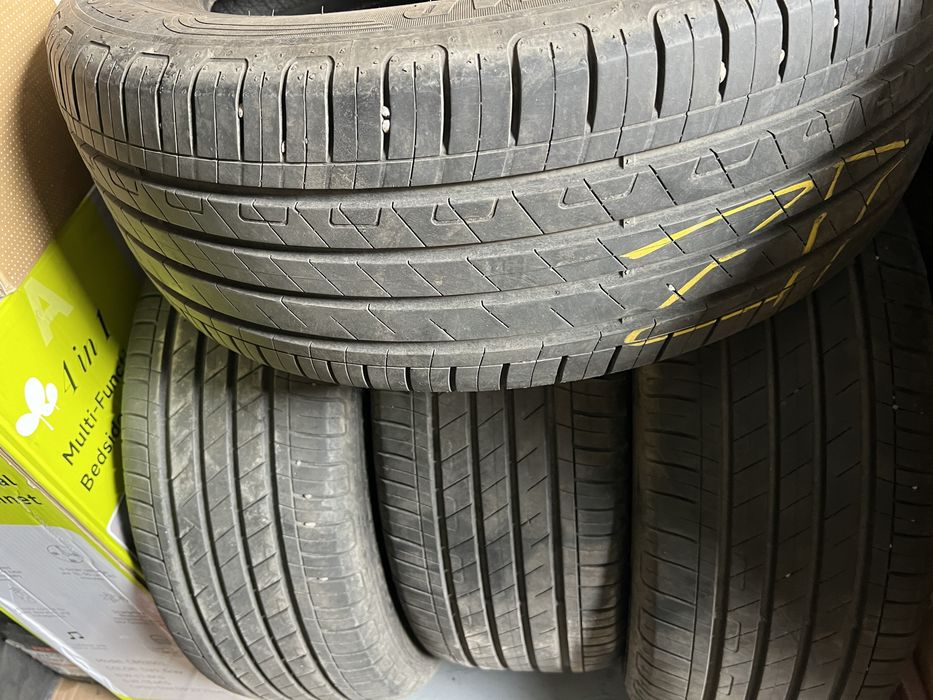 Летняя шина Goodyear 215/55/17