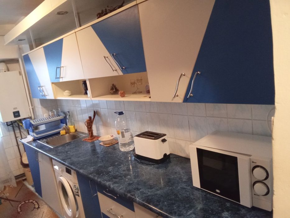 De vanzare  apartament 3 dormitoare