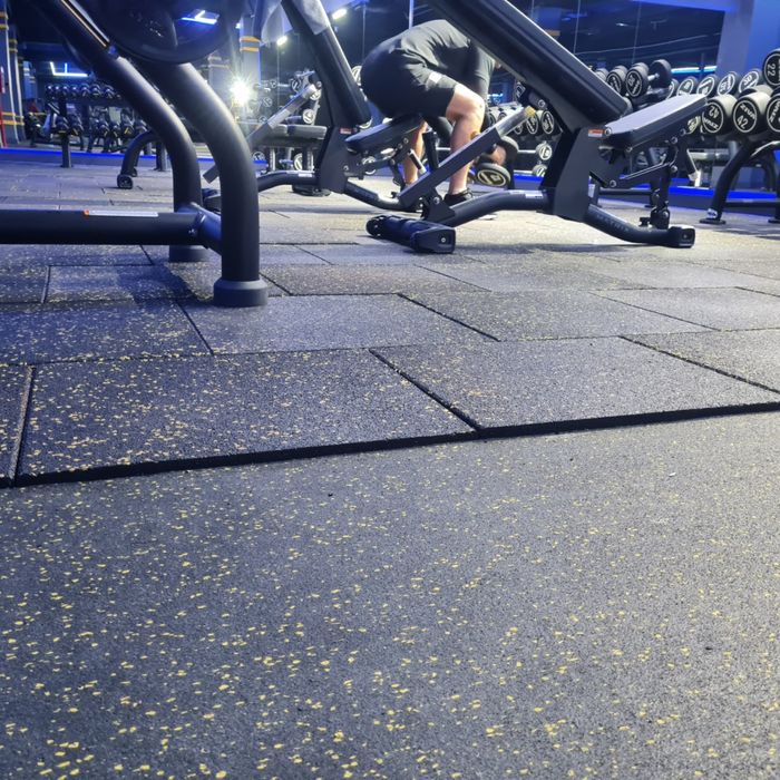 Рулонное покрытие Регупол для кросс-фит зон