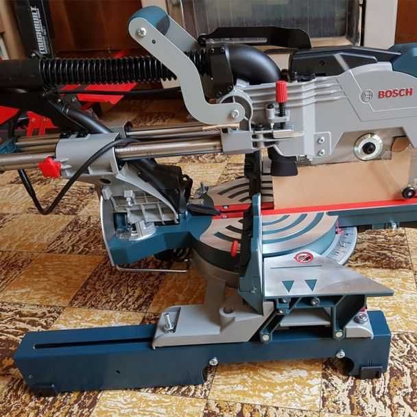 Fierastrau circular de masa BOSCH GCM 800 SJ 0601B19000