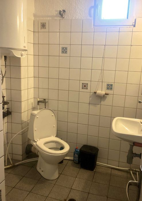 Дава се под наем Двустаен апартамент в Кюстендил, Бузлуджа - 80 кв.м за 228.99 € - Снимка #8