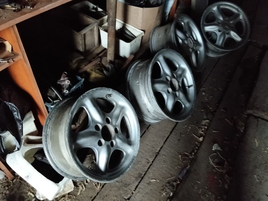 Литые диски на R15 Mersedes