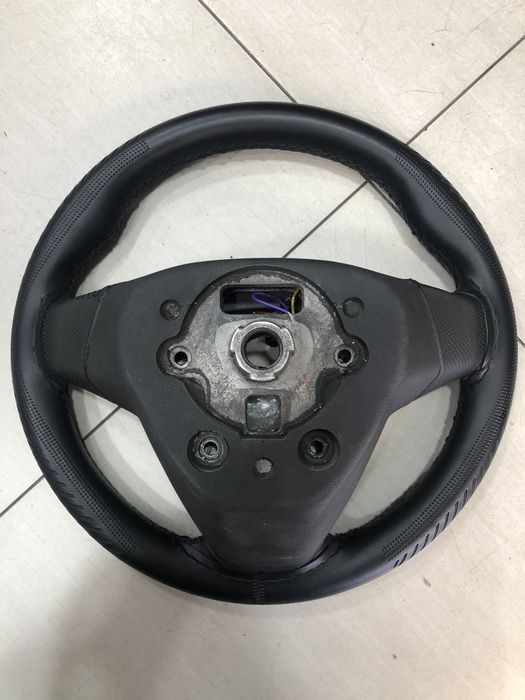 Chevrolet multimedia knoplali rul
