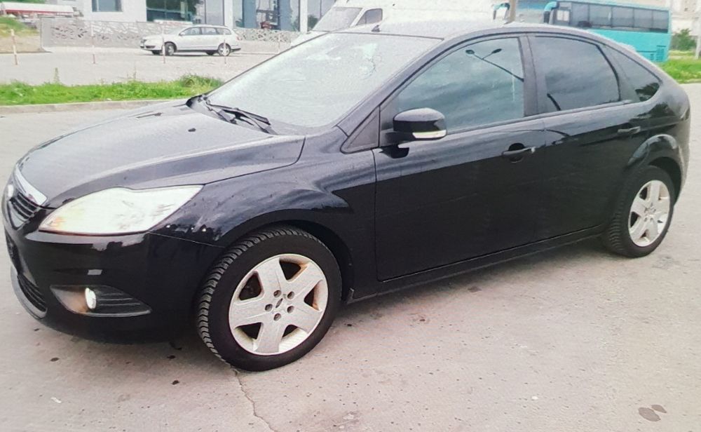 Bara fata capota aripa usa far trager oglinda grila Ford Focus 2