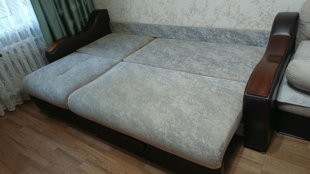 Продам мягкий уголок