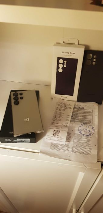 Samsung 24 ultra 512 gb чисто нов,взет днес от технополис.