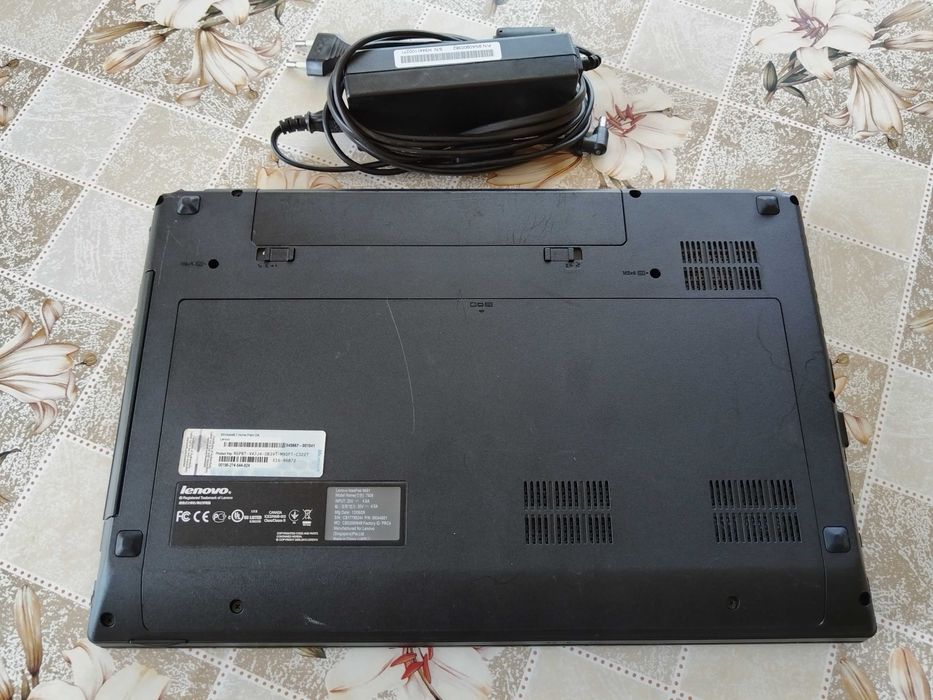 Лаптоп Lenovo IdeaPad N581