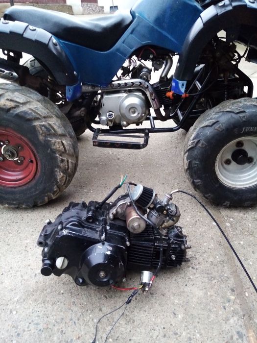 Vând atv sau schimb