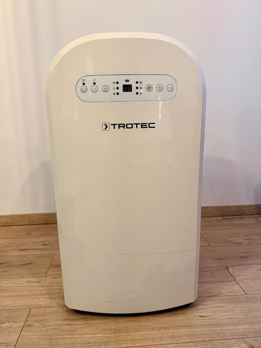 Aer conditionat portabil Trotec PAC 3500, Capacitate 12.000 Btu, Debit 440mc/ora, Telecomanda, Display, Timer, Pentru 45mp