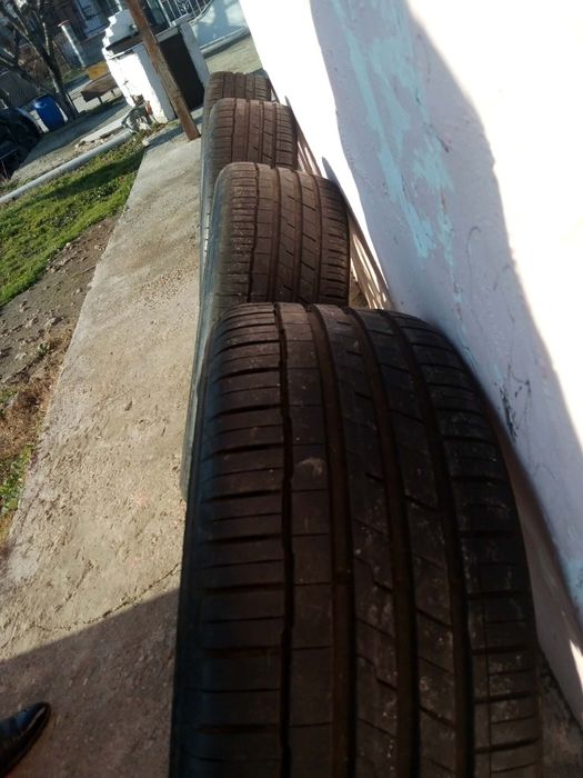 Гуми 235 60 17 и 205 55 16
