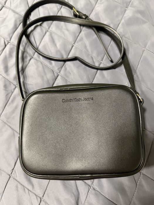 Дамска чанта Calvin Klein