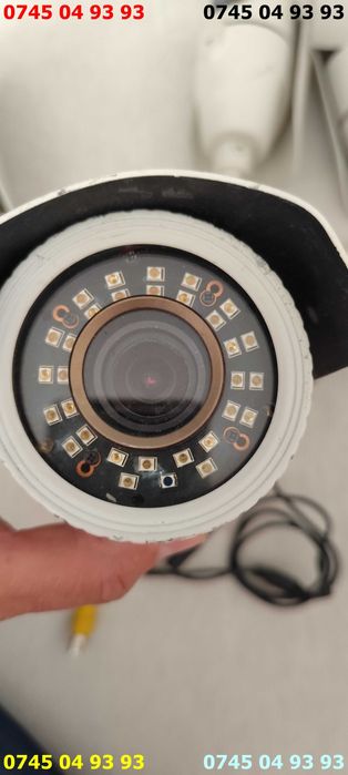 set 4 camere cu infrarosu 2 Novus NCV GDN3800H si una NVAHD 2dn5504mh