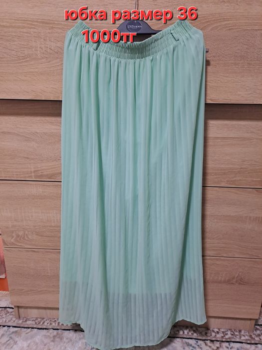 Одежда на девушек 42р