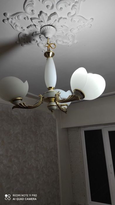 Prodam lyustri b.u olichnogo kachestva