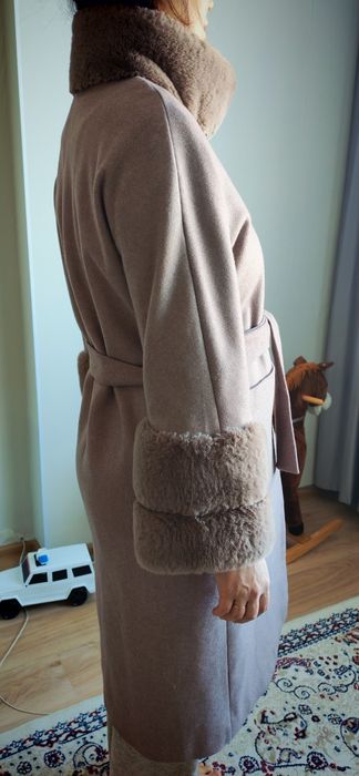 Продам осенний весенний пальто