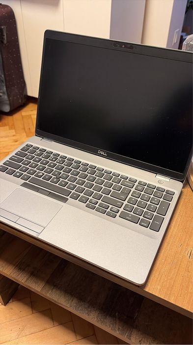 Dell Latitude 5511,i7-10850H 2,7GHZ,16GB,SSD 512GB,15,6” FULL HD