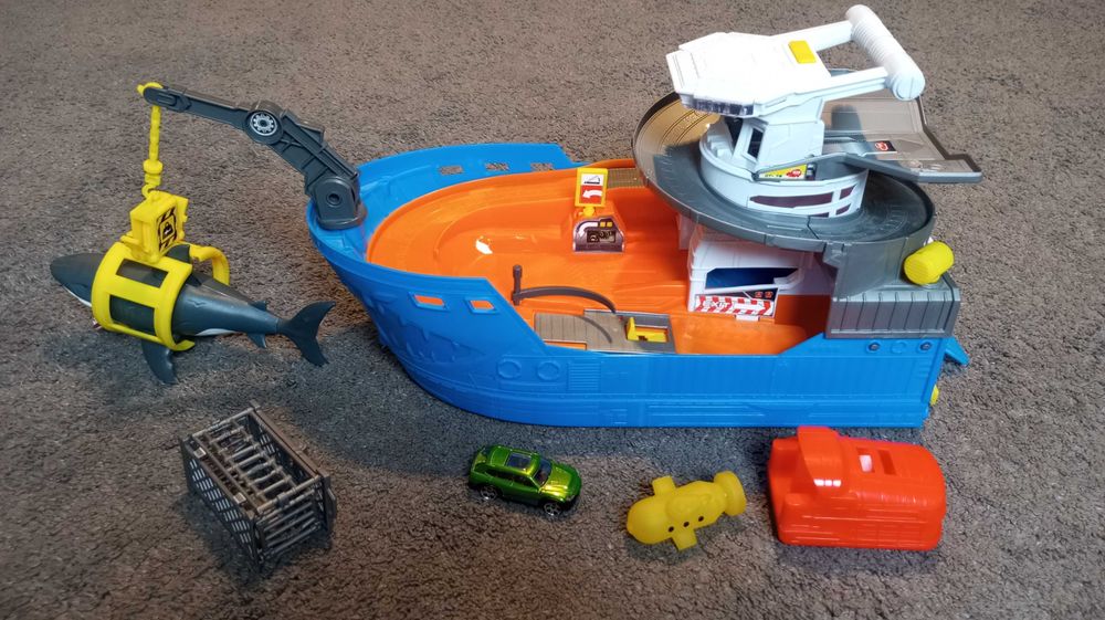 Спасителен катер "Dickie"