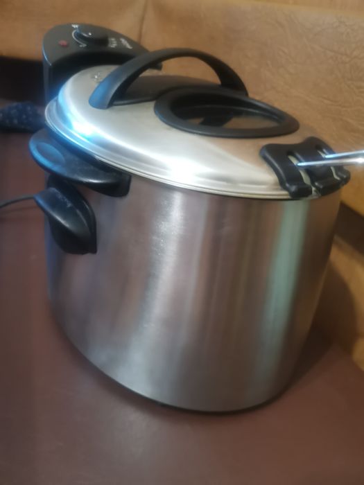 Продам Фритюрницу