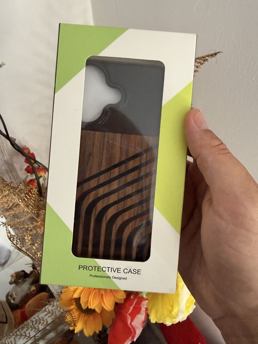 Vand 2 huse noi pt iphone 17 simplu