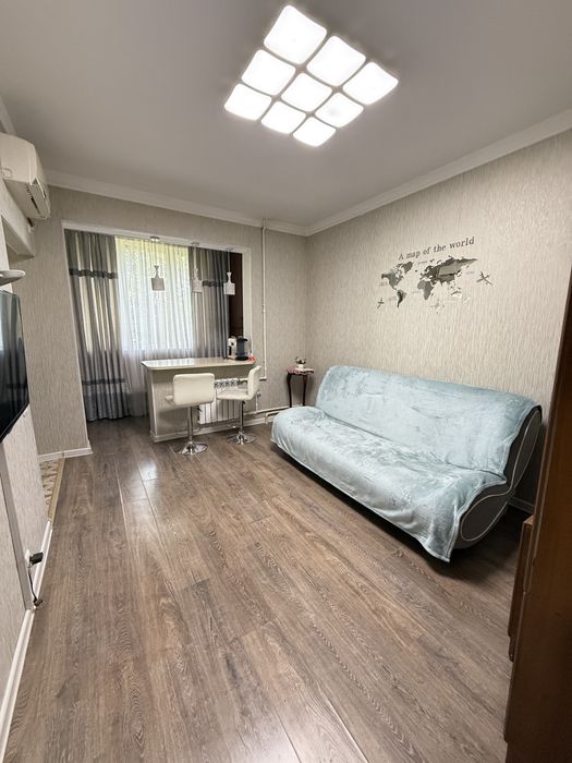 Продается 2 комнатная метро Чиланзар