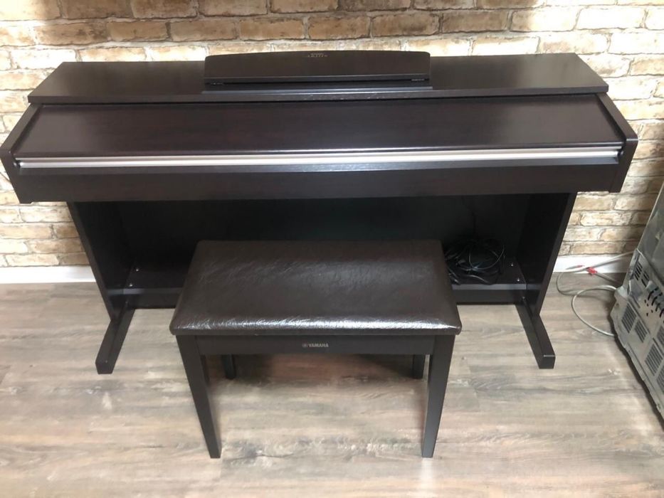Фортепиано Yamaha Arius YDP 143