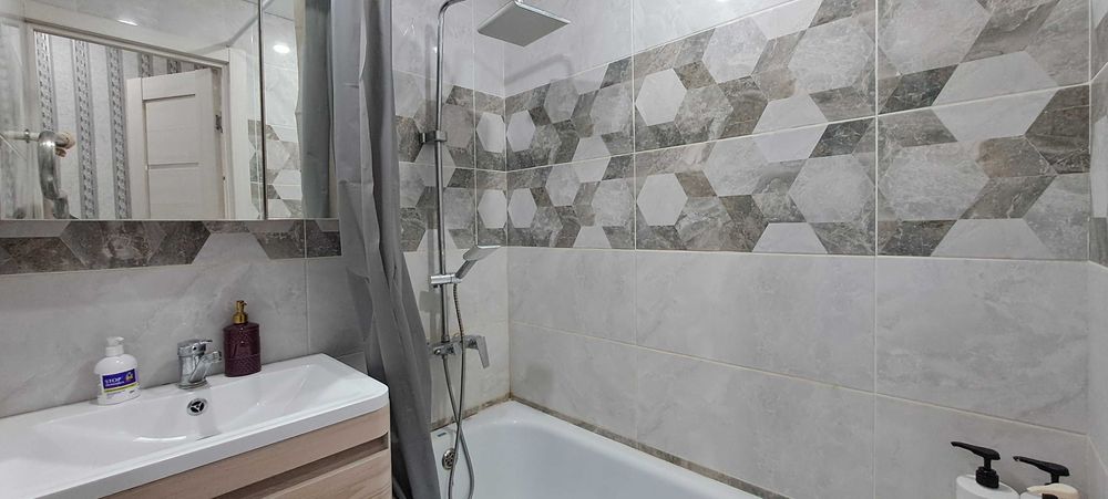 Продам 4х ком. квартиру в КЖБИ