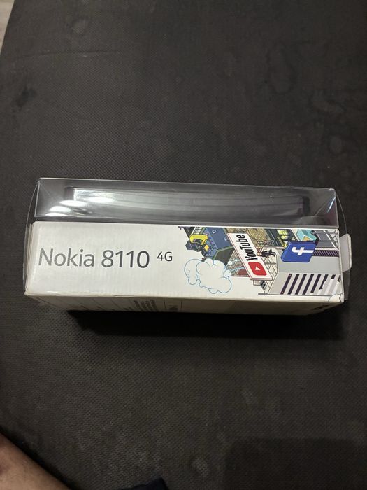 Nokia 8110 4 G комплект