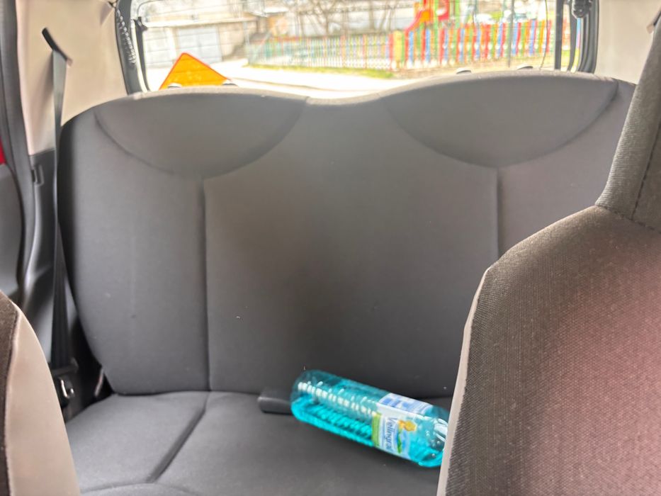 Автомобил Toyota Aygo 1.0