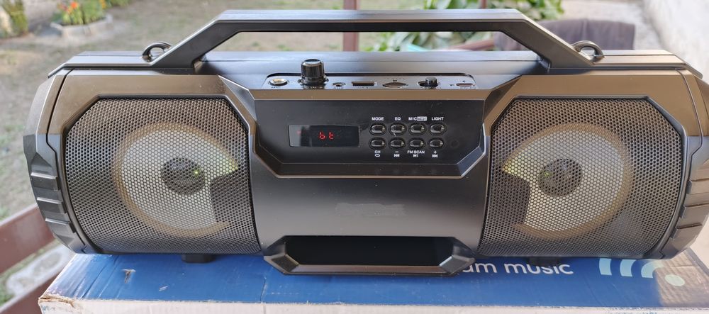 Radio ,Platinet nou