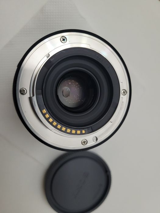 Продам объектив Sony 16–50 мм