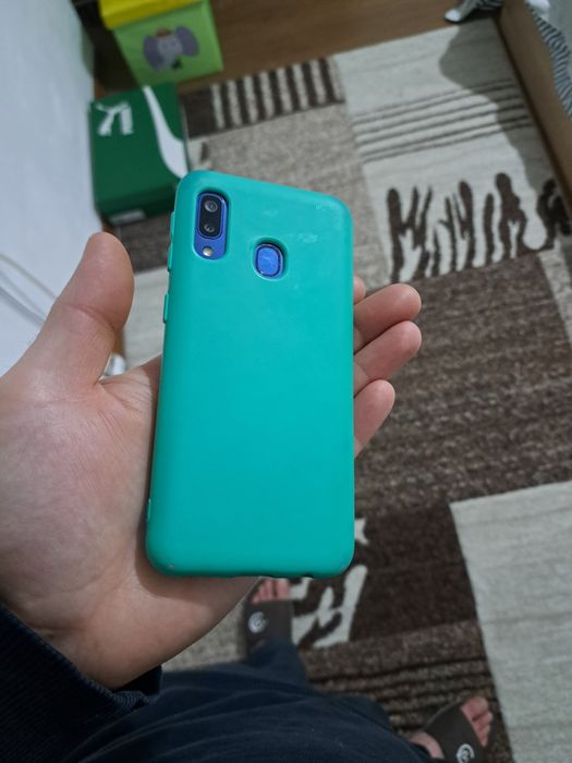 Samsung Galaxy A20
