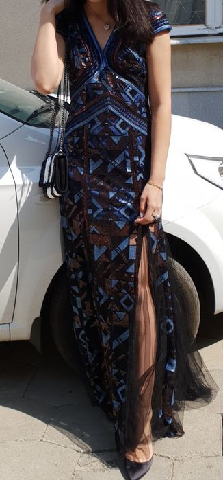 Платье бренда TADASHI