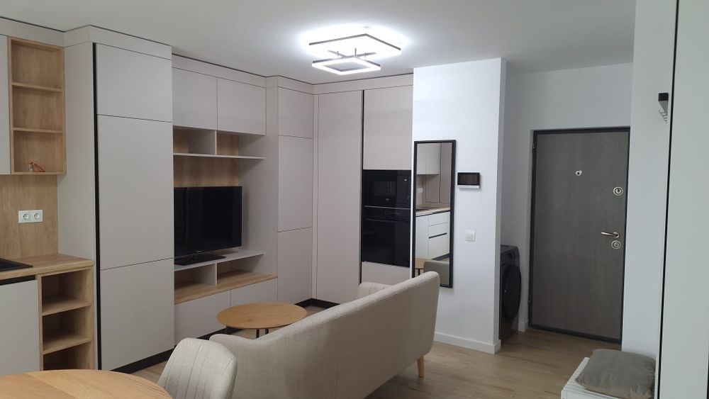 Garsonieră modernă la PARTER cu GRĂDINĂ proprie Mobilată și utilată