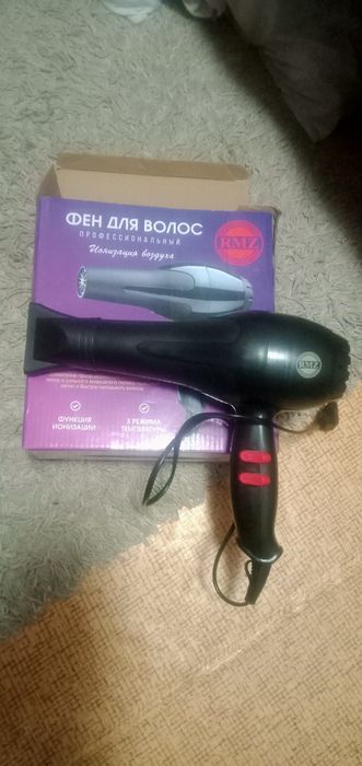 Фен для волос   .