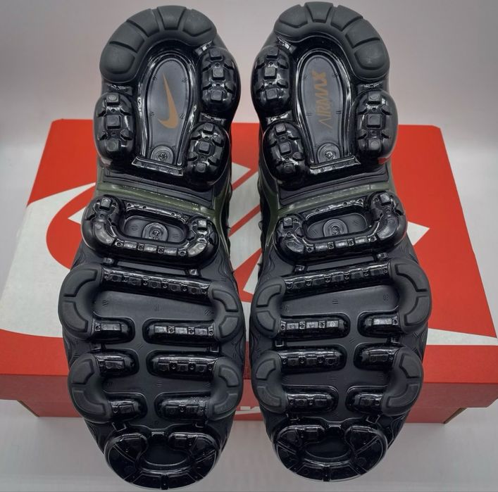 Nike Air VaporMax Plus Rough Green size 42/43