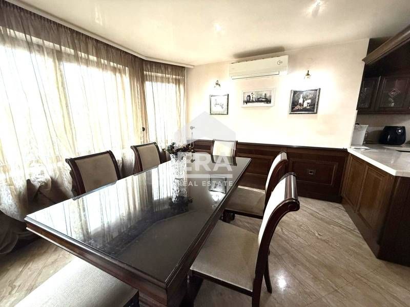 Продава се Къща в к.к. Св.Св. Константин и Елена - 753 кв.м за 1253 €/кв.м - Снимка #4