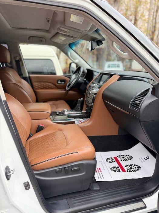 Sotuvda Infiniti QX 80 7S avtomashinamiz