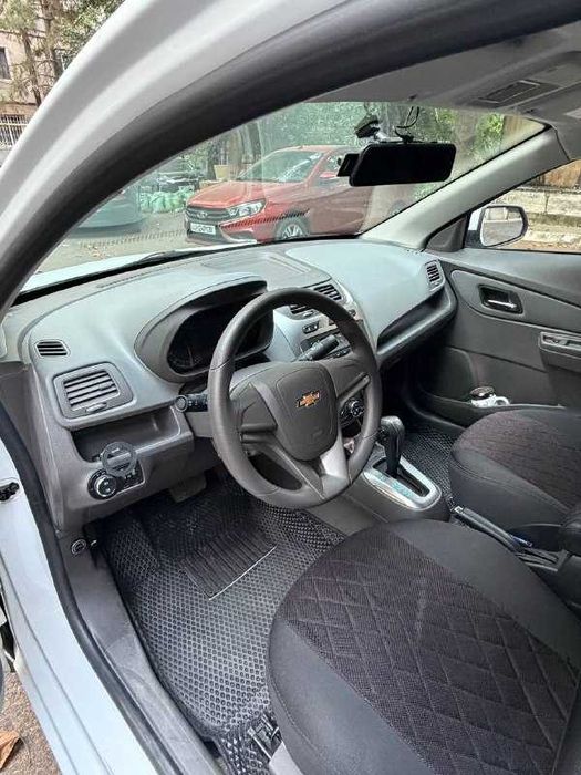 Chevrolet Cobalt 2024 Noyabr / 18.700 km / Propan / Srochno