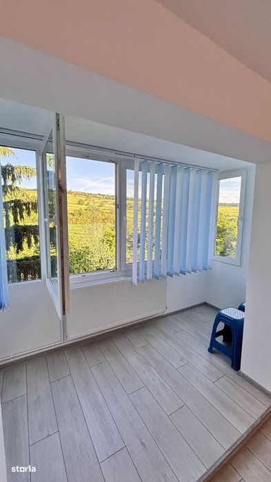 Vând apartament 3 camere