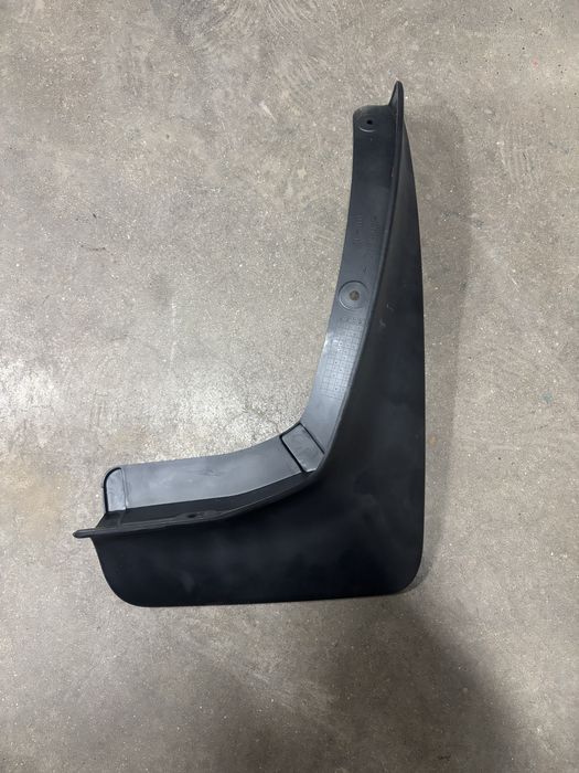 Брызговики митсубиши